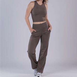 Senita studio skin straight leg pant